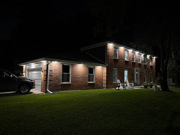 3rd image of 2759 Royal Dr