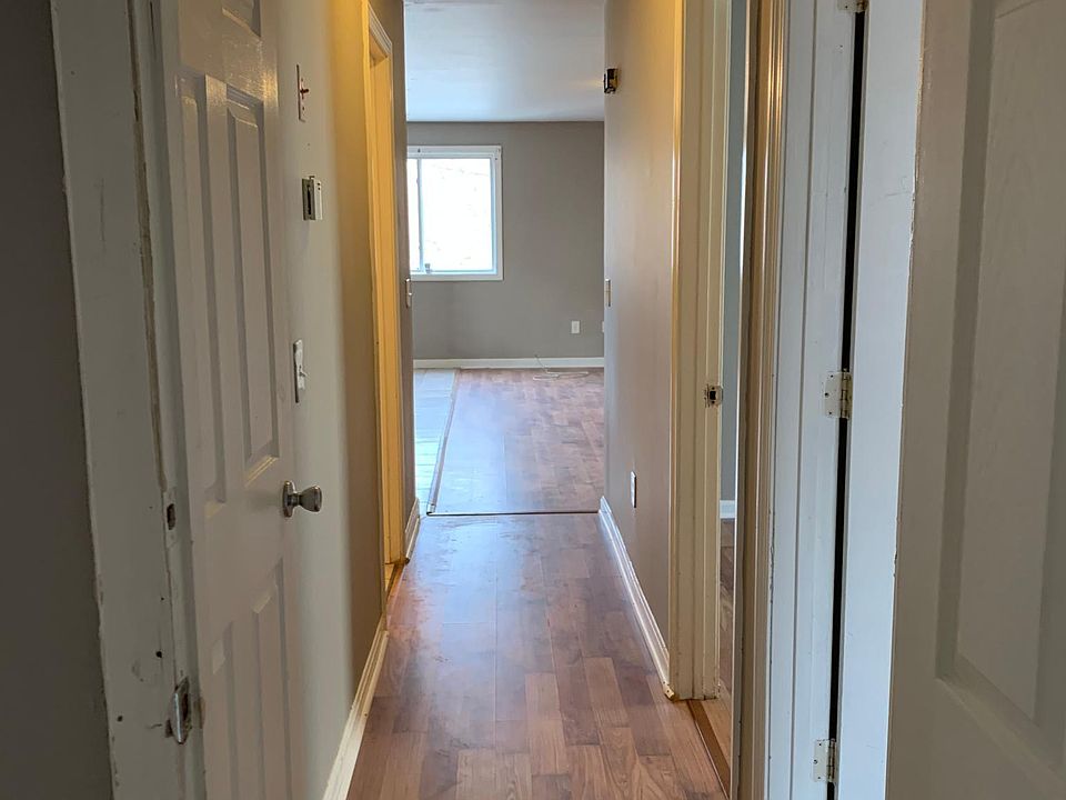 2nd image of 14 Owen St #1