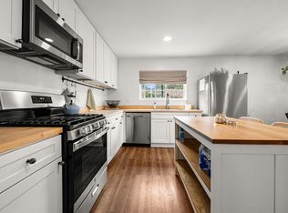 3590 Madison St #B, Carlsbad, CA 92008