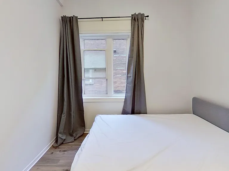 327 Catherine St #2 — Photo 7