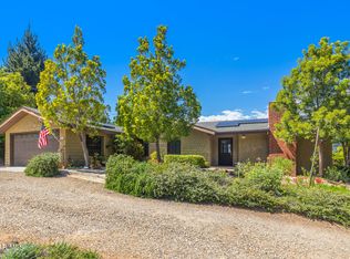 1585 Loma Dr, Ojai, CA 93023