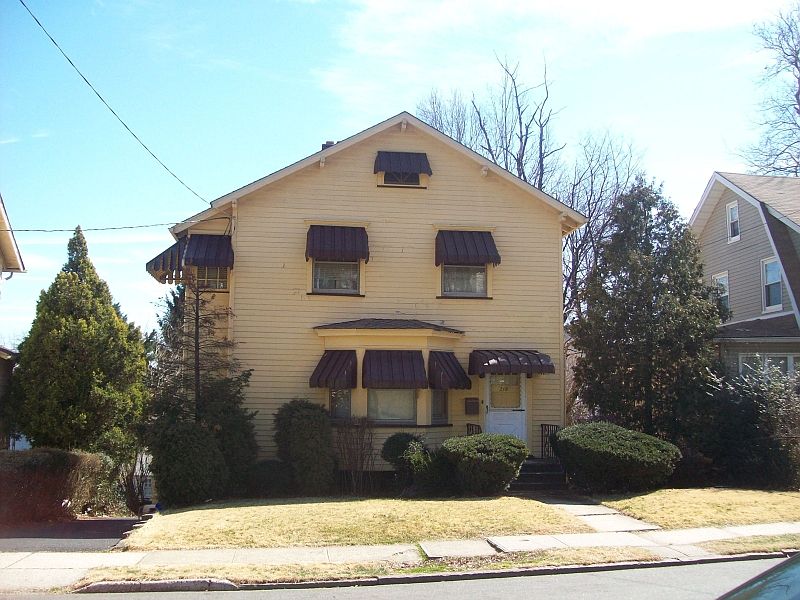 1st image of 218-216 Lincoln Place