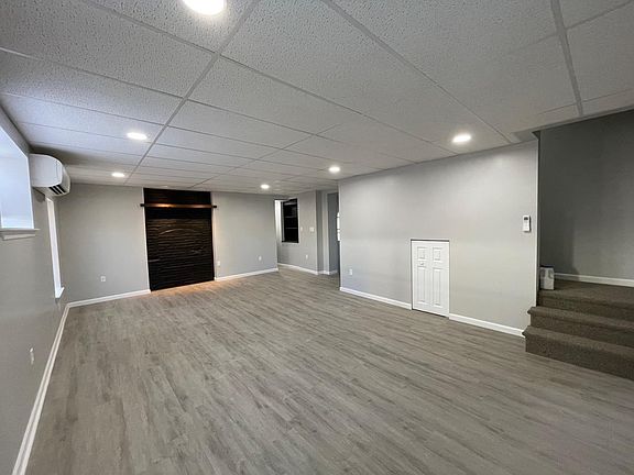4th image of 637 Washington Ave #3