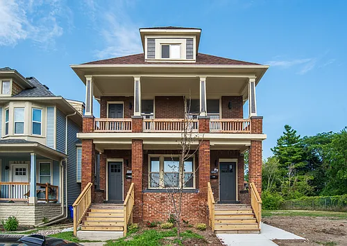6194 Hecla St Photo 1