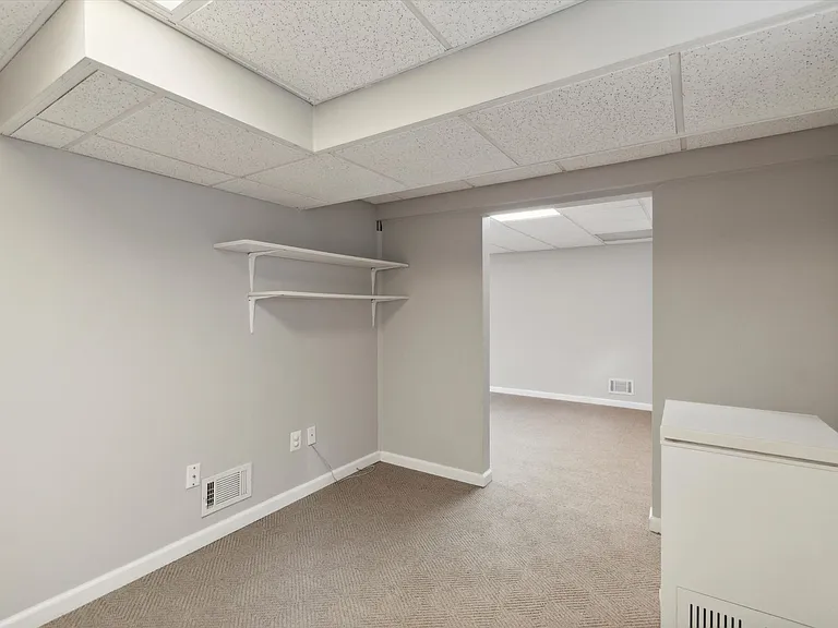 1607 Barbara Dr — Photo 22