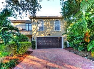 3221 W San Luis St, Tampa, FL 33629