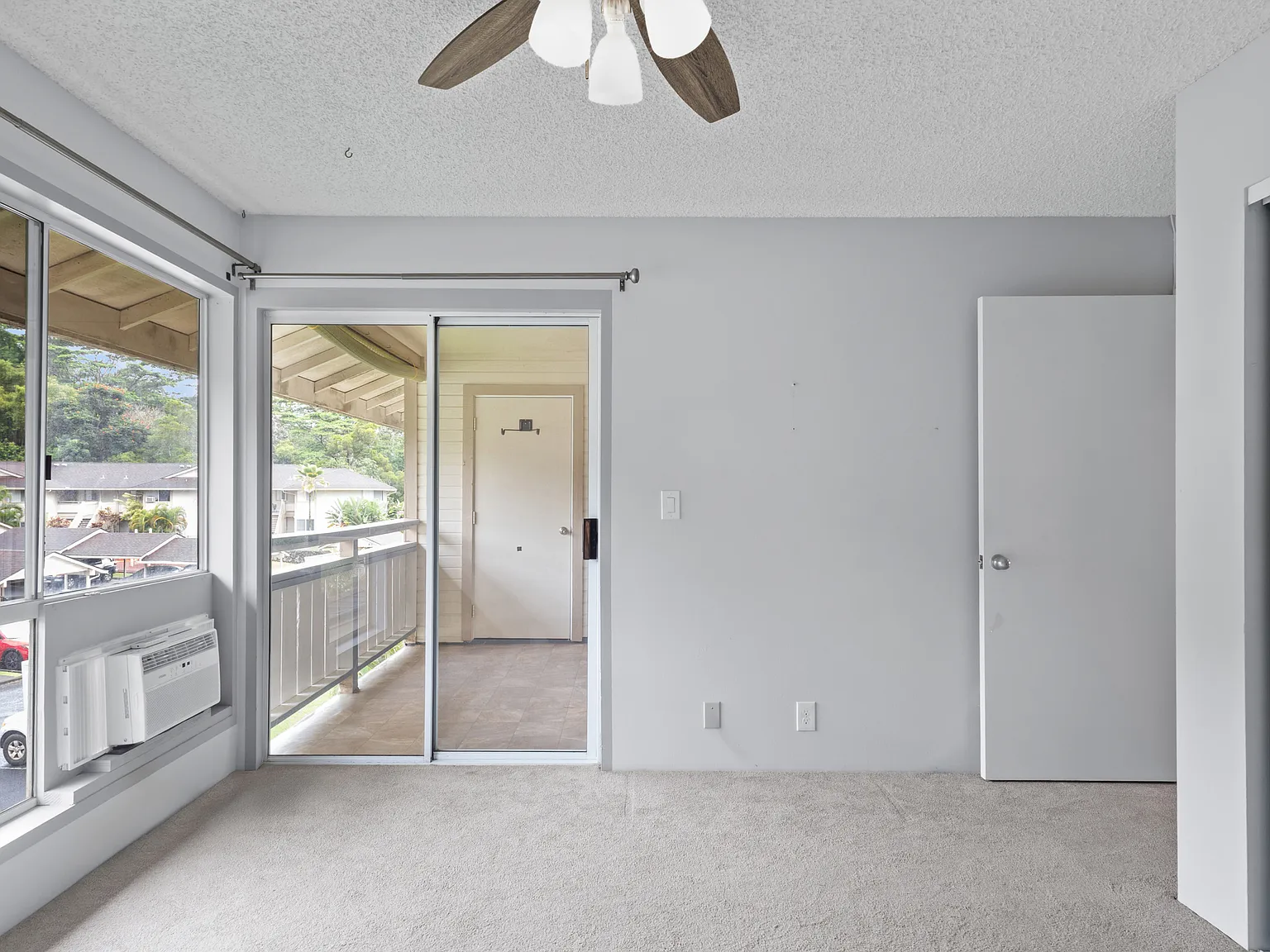 95-510 Wikao Street Unit C303 - 1 — Photo 2
