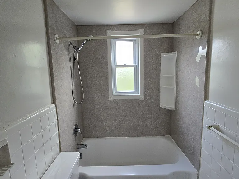 2nd floor bathroom