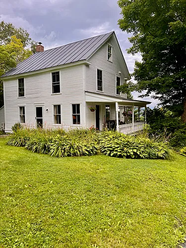 33 Old Cemetery Rd Photo 1