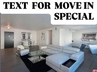 133 S Maple Dr #204, Beverly Hills, CA 90212