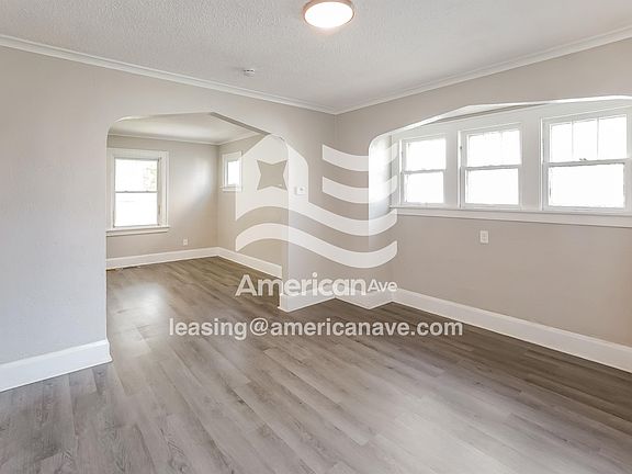 2-Living Room