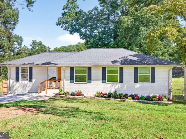 2298 Mark Trl, Decatur, GA 30032