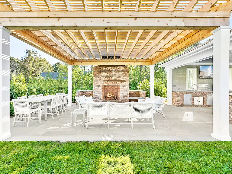 173 Ferry Rd — Photo 8