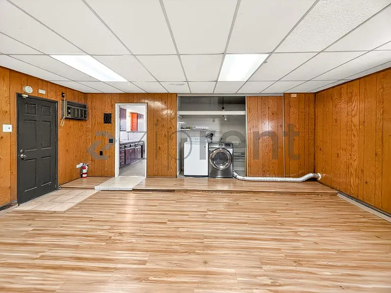 9534 Swinton Ave — Photo 34