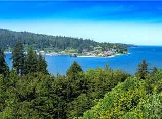 151 Windrose Dr, Port Ludlow, WA 98365