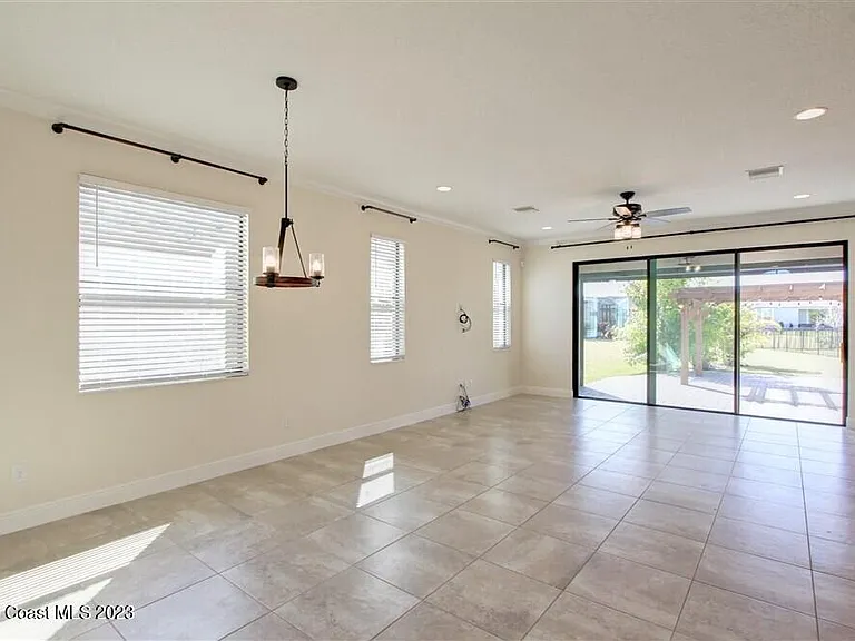 7378 Bluemink Ln — Photo 16