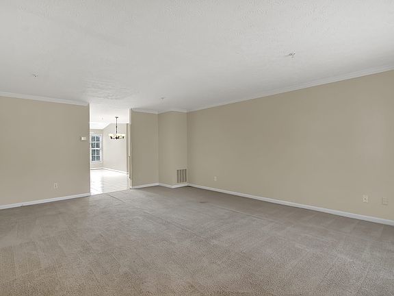 Living rm going into Kitchen