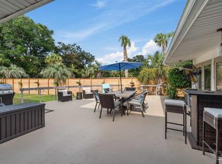 116 Julia Way, Gulf Breeze, FL 32561