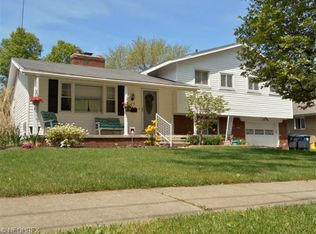 672 Garnette Rd, Akron, OH 44313