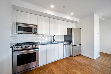 170 Broadway #6A in Williamsburg, Brooklyn | StreetEasy