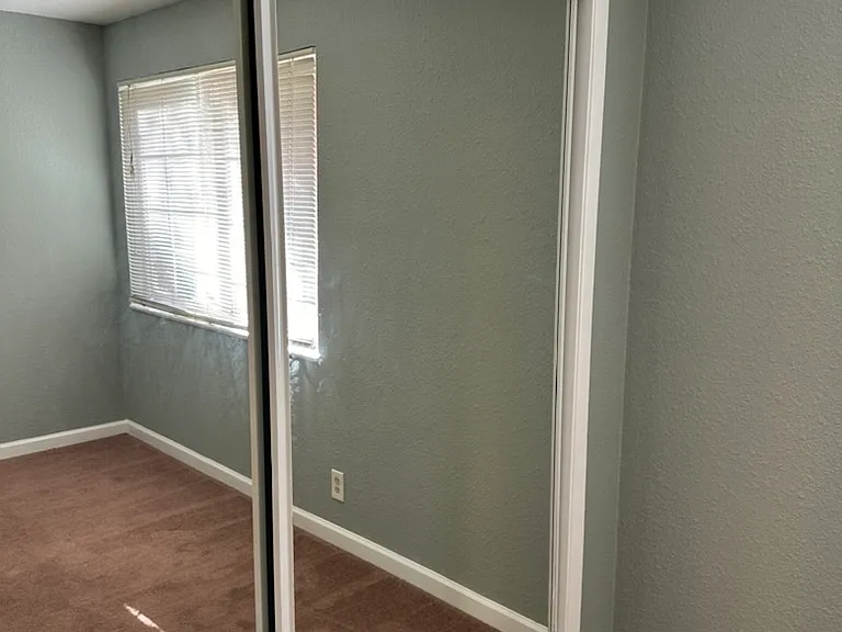 2930 Macarthur Blvd #4 — Photo 13