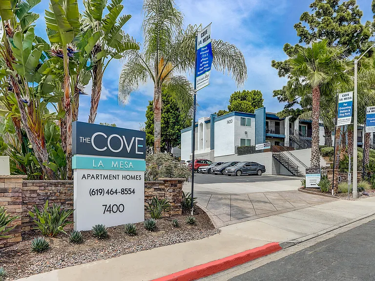 Cove La Mesa — Photo 26