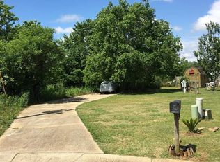 16387 Opal Ct, Robertsdale, AL 36567