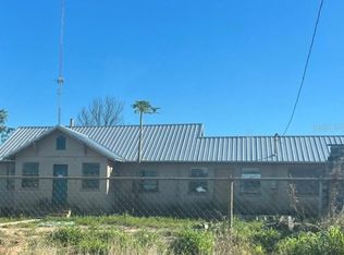 401 J Zoffay Rd, Frostproof, FL 33843