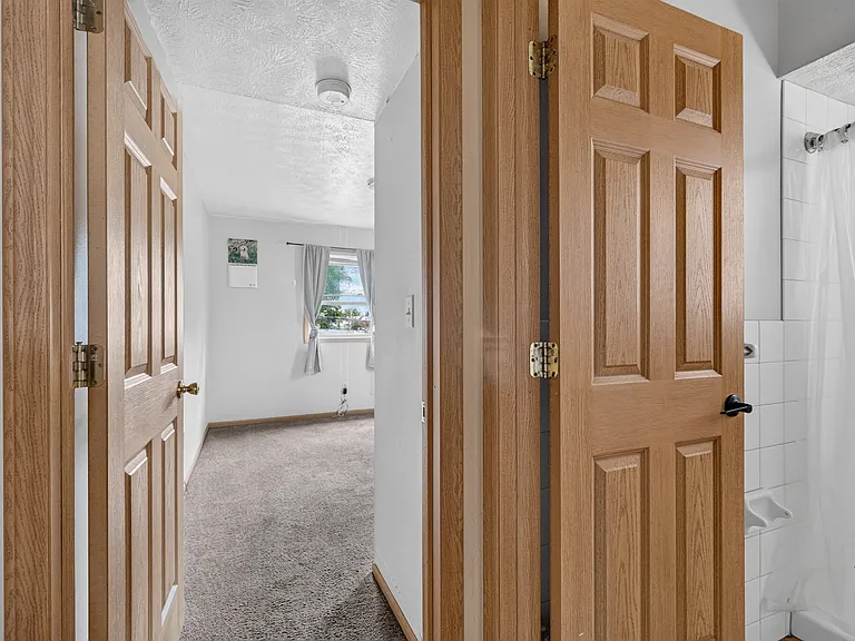211 Park Ave #5 — Photo 11
