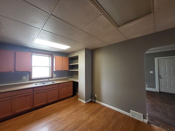 5th image of 21769 Donald Ave