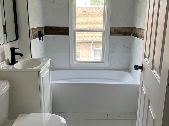 5th image of 8044 S Wabash Ave #2