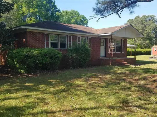 121 Carl Gene St, Bennettsville, SC 29512