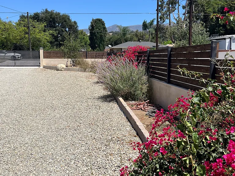 342 Cruzero St — Photo 2
