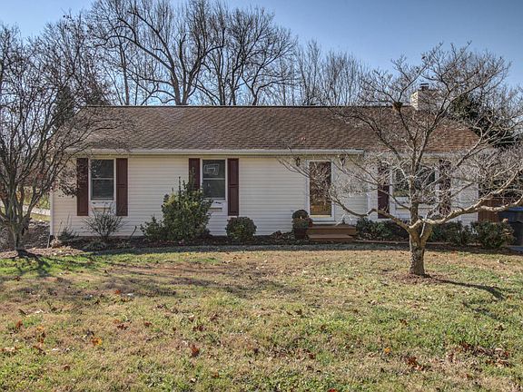 2nd image of 1812 Melissa Cir