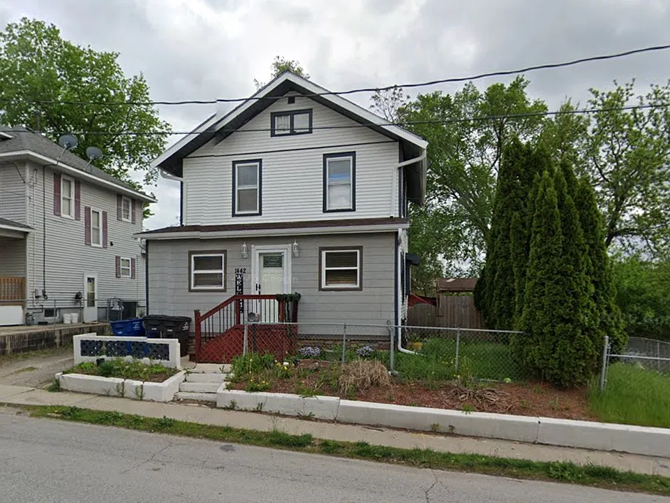 1442 University Ave