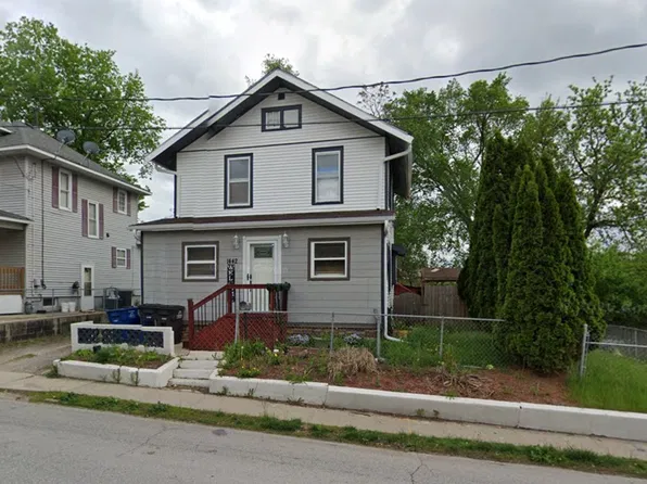 1442 University Ave, Des Moines, IA 50314