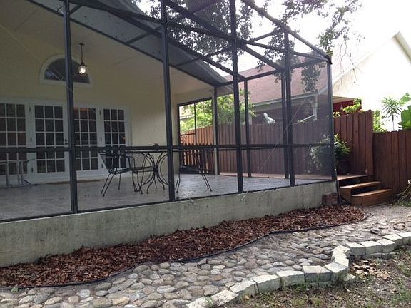 2nd image of 1024 Henson Ct