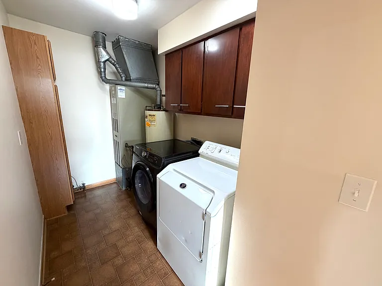 703 E Harding Dr — Photo 21
