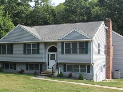 5 Val Go Way, Dudley, MA, 01571