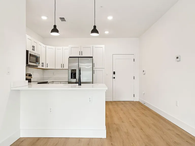 The Milk Stacks: Boutique Luxury Living in Downtown Orlando's Milk District — Photo 31