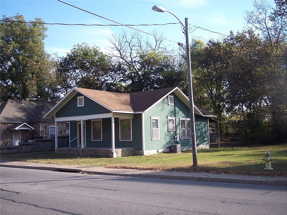 2nd image of 511 S Washington St