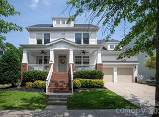 869 Stratford Run Dr, Fort Mill, SC 29708