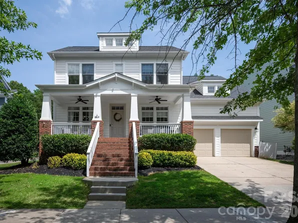 869 Stratford Run Dr, Fort Mill, SC 29708