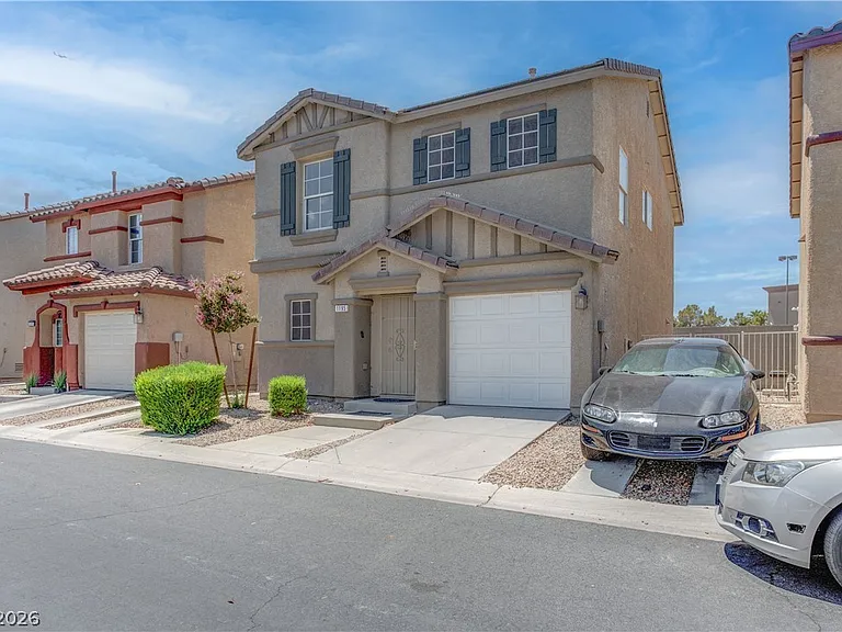 1195 Sweet Orange St — Photo 2