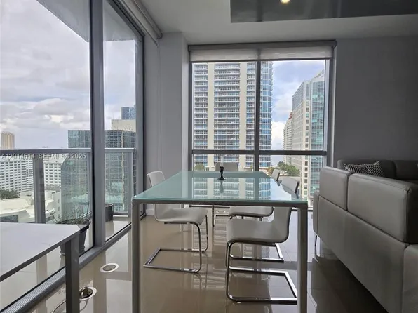 1060 Brickell Ave APT 2201, Miami, FL 33131