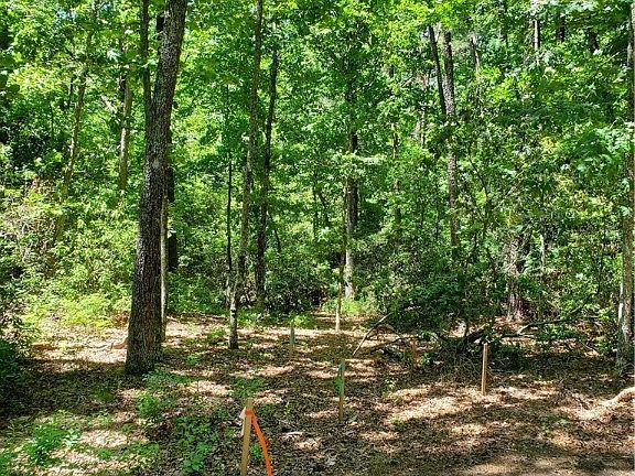 5th image of Lynnlake Ct