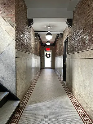 Rented by (Legacy) NY Quality Living Uptown | media 12