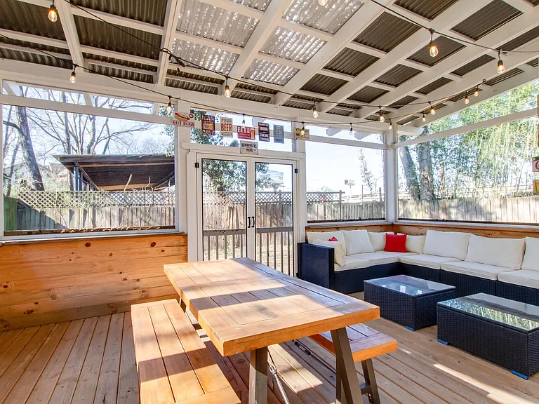 Oversized Screened-in Porch