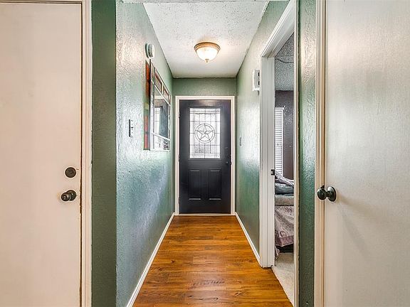 5th image of 6309 Silver Cliff Ct