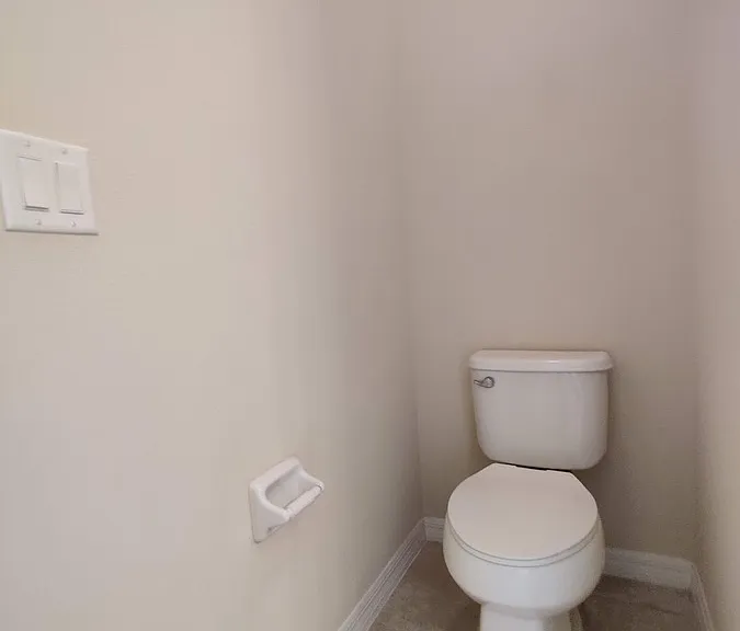 12256 Longview Lake Cir — Photo 16